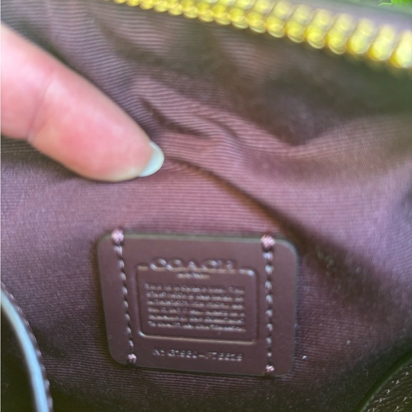 Coach Small Plum Leather Crossbody/Makeup Case - Picture 6 of 7